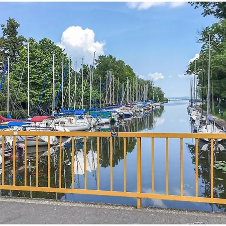 Casa vacanze Beautiful In W/ 2 Bedrooms Balatonmáriafürdő